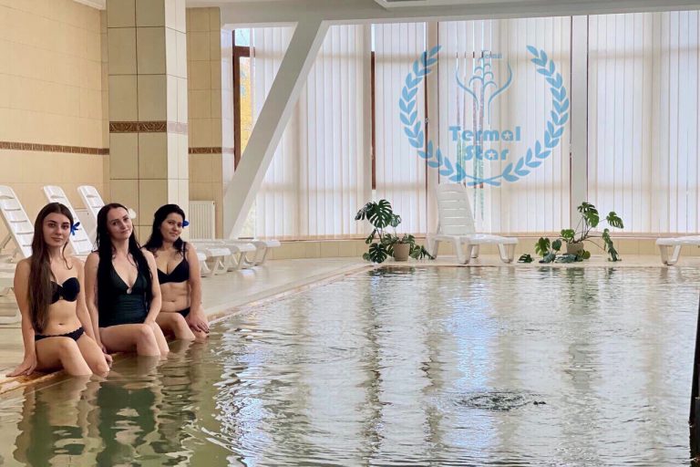 Термальний басейн Термал Стар